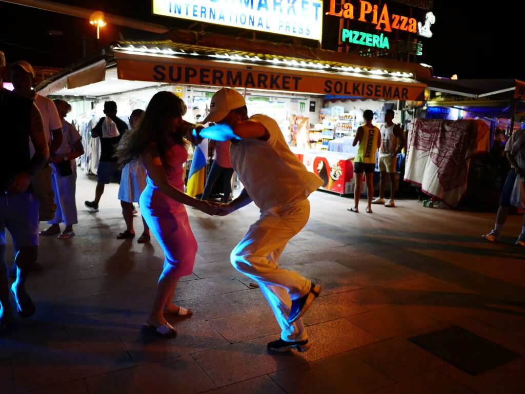 Salsa dancers Playa Del Ingles